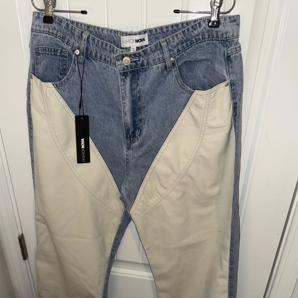 Fashion Nova Two-Tone Straight Leg Jeans Blue Pu Cream - Picture 9 of 9